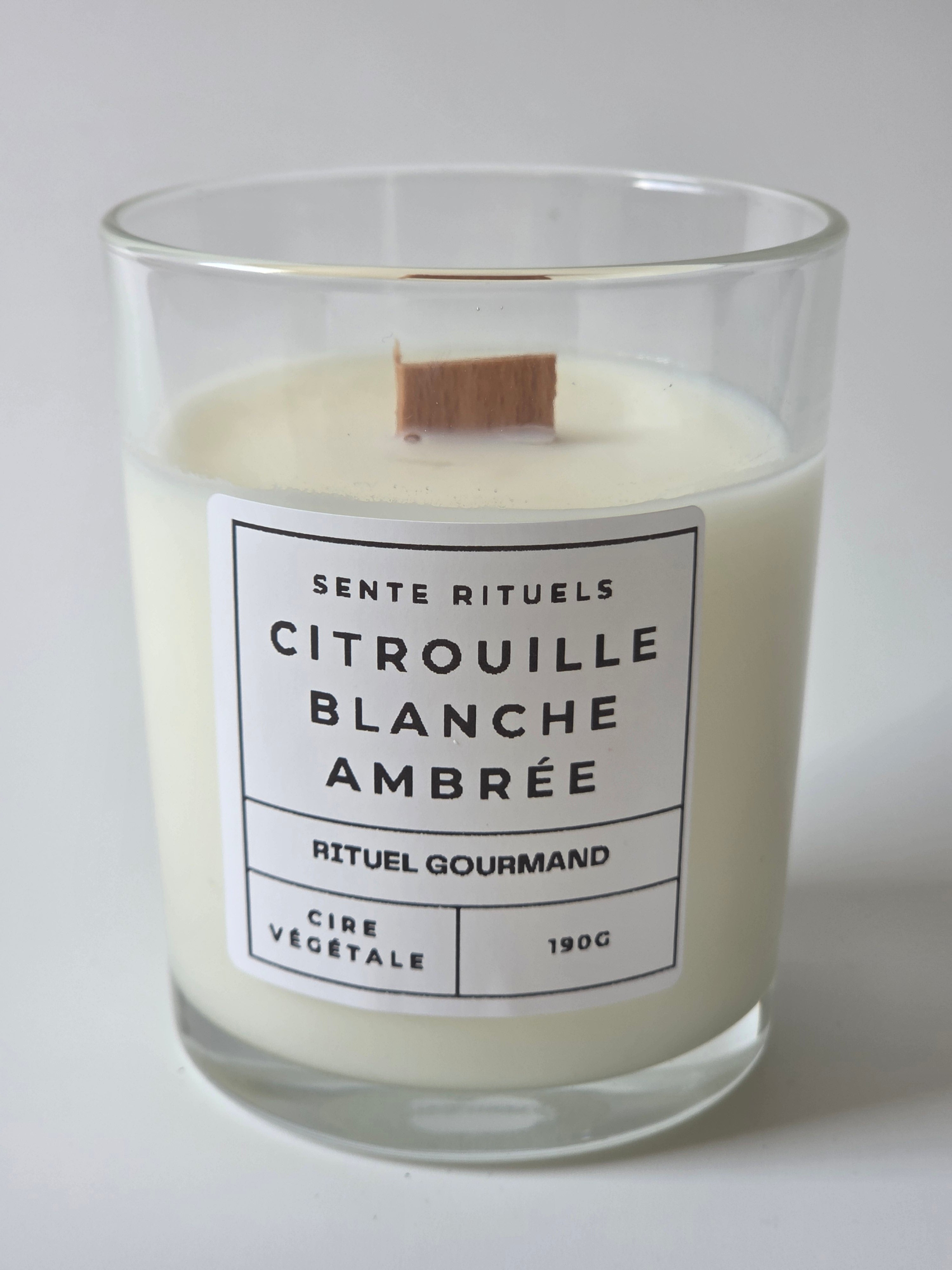 bougie parfumée cire de soja naturelle parfum citrouille blanche ambrée